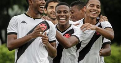 Rayan marca duas vezes, Vasco goleia Nova Iguaçu e se classifica na Copa Rio