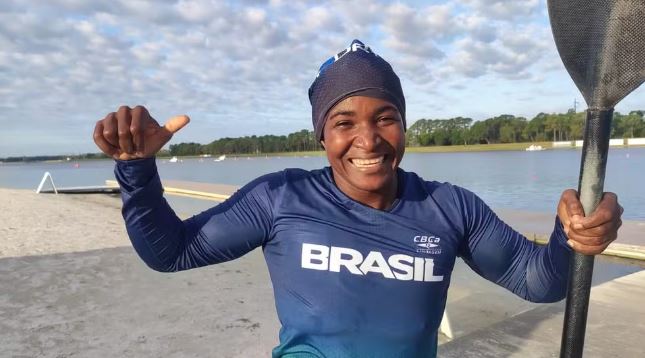 Brasil conquista primeira vaga olímpica de sua história na canoagem de velocidade feminina