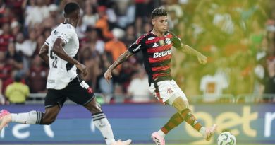 Flamengo e Vasco fazem clássico corrido e empatam em 1 a 1 no Maracanã