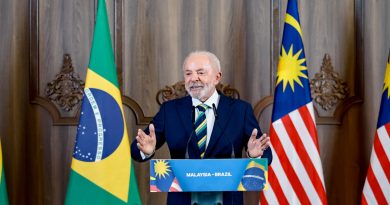Brasil está disposto a ajudar na crise entre EUA e Venezuela, afirma Lula