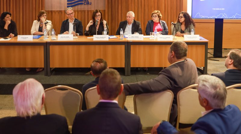 Em reunião do Conselho de Petróleo e Gás da Firjan, presidente da Petrobras destaca importância da segurança energética