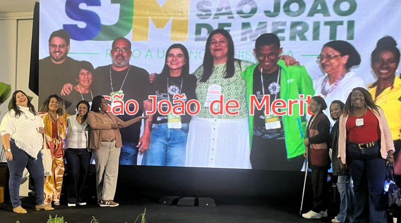 Meriti marca presença na 15ª Conferência Estadual de Assistência Social