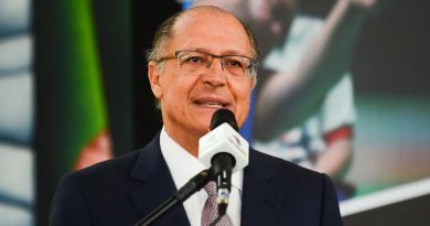 Presidente em exercício, Geraldo Alckmin, participa da abertura da Pré-COP 30
