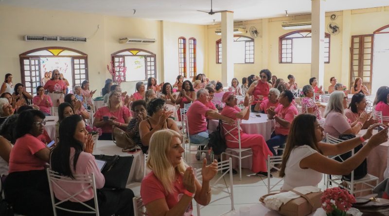 Outubro Rosa: Escola Municipal de Artes de Itaboraí promove café da manhã especial com homenagens e conscientização