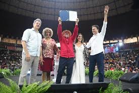 ‘O Brasil do futuro será melhor que Brasil do presente’, afirma Lula ao anunciar apoio para cursinhos populares