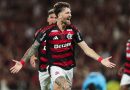 Flamengo leva susto na reta final, mas vence o Santos e segue em busca da liderança