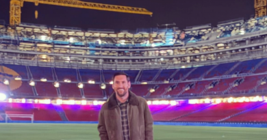 Messi vai ao Camp Nou e reafirma desejo de jogo de despedida pelo Barcelona