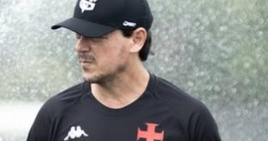 Diniz vive sequência negativa pior que o fez ser demitido do Fluminense