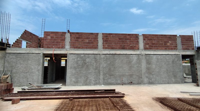 Prefeitura de Saquarema avança na construção do novo Complexo Educacional de Jaconé