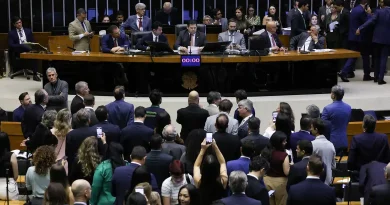 Congresso derruba 56 vetos ao PL do licenciamento ambiental