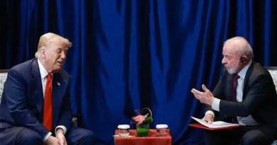 Governo do Brasil celebra retirada de tarifas pelos EUA, e defende continuidade de negociações