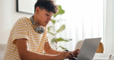 Pé-de-Meia: estudantes já podem consultar dados no portal do MEC