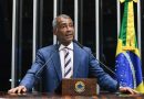 Romário anuncia licença do mandato de senador
