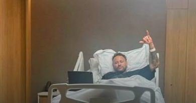 Neymar passa por cirurgia no joelho nesta segunda e vive momento decisivo