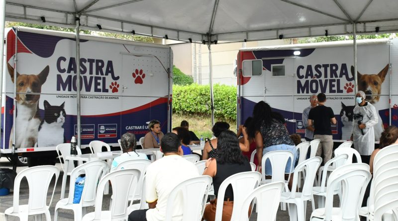 Primeira semana do castramóvel tem 100 atendimentos em Nova Iguaçu