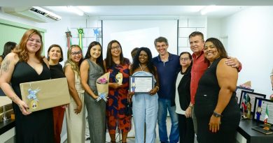 Prefeitura entrega Selos Municipais de Educação em Porto Real