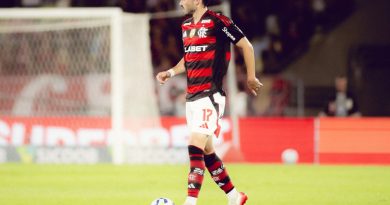 Flamengo acerta empréstimo de Matias Viña ao River Plate