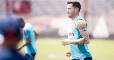 Saúl passa por cirurgia na Espanha, e Flamengo aguarda por retorno