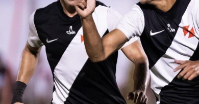 Vasco toma susto, mas vence o I9 de virada e avança na Copinha