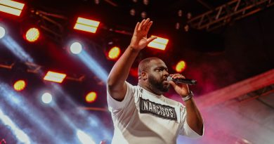 Natal Brasilidade: Thiago Soares e Renan Oliveira levam multidão ao Centro de Maricá no último fim de semana de atrações