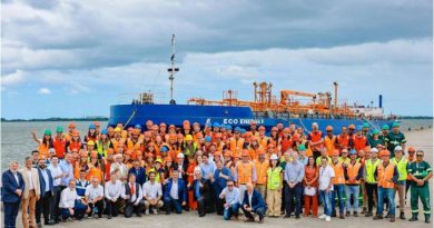 ‘Precisamos construir uma soberania energética’, diz Lula durante assinatura de contratos da Petrobras