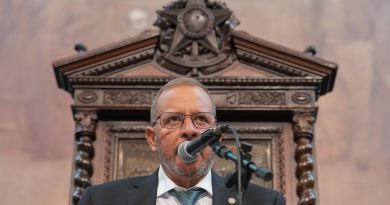 Alerj: Empresas poderão ser obrigadas a instalar pontos de apoio aos entregadores de aplicativos