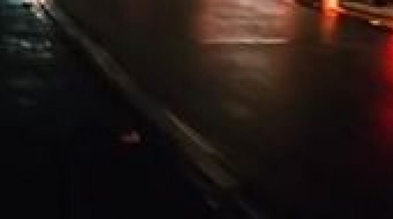 Rio-Teresópolis: Acidente entre caminhão e van para transporte de pacientes deixa três mortos