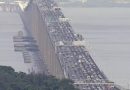 Acidente de moto provoca congestionamento na Ponte Rio-Niterói após Carnaval