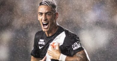 Puma Rodríguez vive fase artilheira em meio a problema ofensivo do Vasco