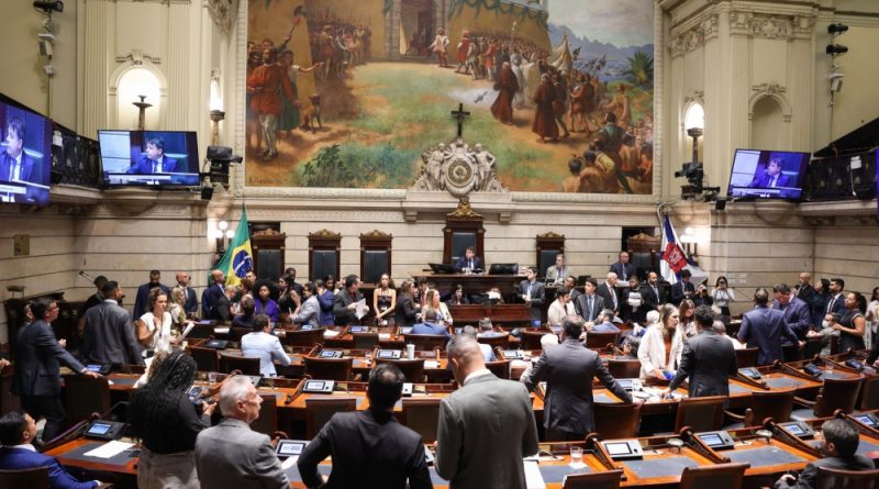 Aprovada Área Azul Digital para vagas de estacionamento rotativo