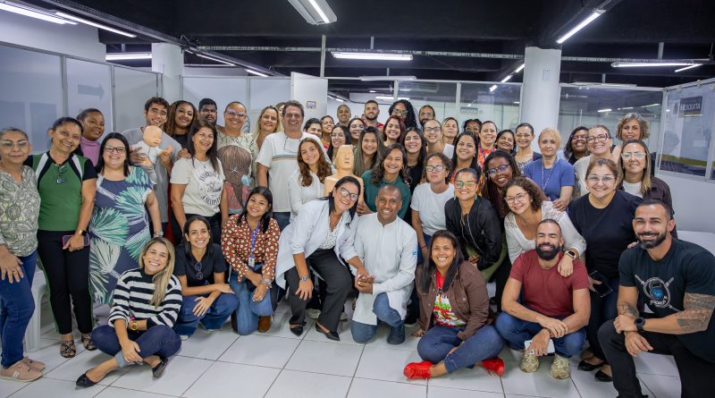 Profissionais da Educação de Mesquita recebem treinamento para primeiros socorros