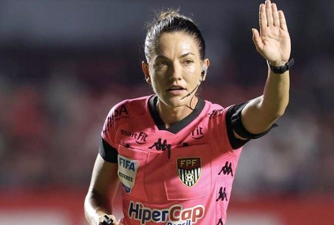 Governo se solidariza com árbitra Daiane Muniz, alvo de misoginia após Bragantino x São Paulo