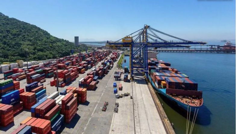 Balança comercial registra superávit na 3° semana de fevereiro