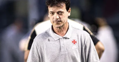 Fernando Diniz é demitido do Vasco