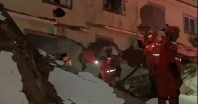 Bombeiros resgatam quatro pessoas com vida após desabamento de imóvel no Engenho Novo