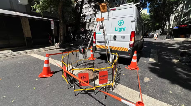 Moradores de ruas de Copacabana enfrentam nova queda de luz, após ‘apagão’ de três dias