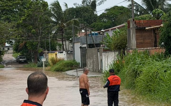 Defesa Civil de São Pedro da Aldeia registra ocorrências devido às fortes chuvas