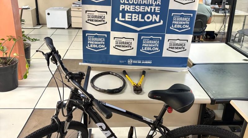 Homem tenta furtar bicicleta com alicate e acaba preso no Leblon
