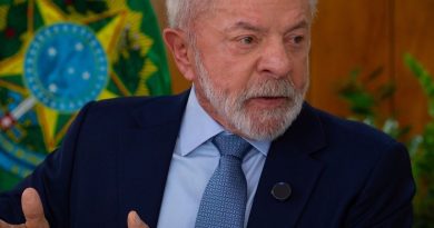 Lula diz que está na hora de mudar a jornada de trabalho do País