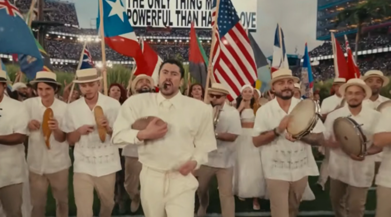 Bad Bunny exalta cultura latina em show no Super Bowl