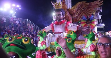 Império de Charitas é campeã do Carnaval 2026 de Niterói com desfile emocionante no Caminho Niemeyer