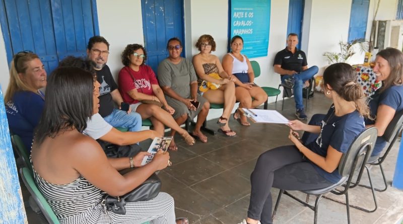 Oficina une arte, tradição e geração de renda para mulheres da pesca em São Pedro da Aldeia