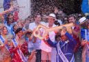 Rei Momo recebe a chave da cidade e declara início da folia no Rio