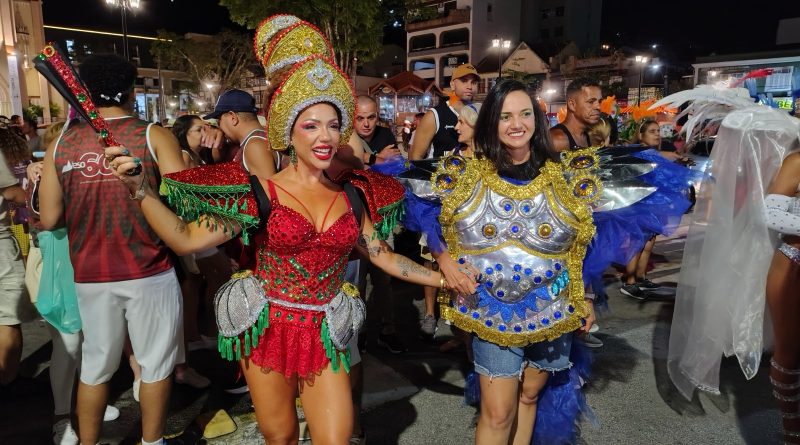 Teresópolis abre o Carnaval da Gente 2026 com explosão de alegria, blocos animados e shows na Praça Olímpica