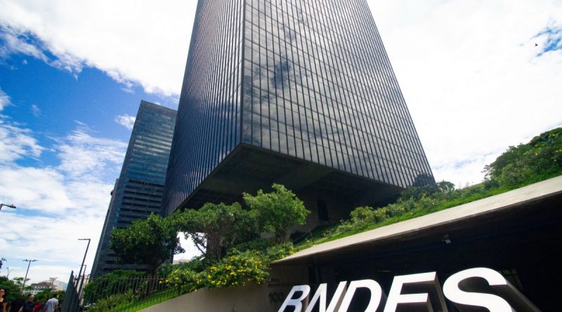 BNDES aprova R$ 7,5 bilhões em recursos para renegociações de dívidas de produtores rurais