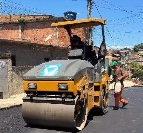 Belford Roxo: Ruas de Vila Verde e São Francisco receberam nova&nbsp;pavimentação no final de semana do Carnaval