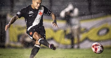 Philippe Coutinho pede pra deixar o Vasco e vai rescindir contrato