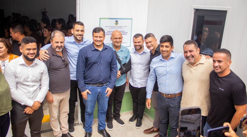 Prefeito Fábio do Pastel inaugura sede própria da Escola M. de Educação Especial