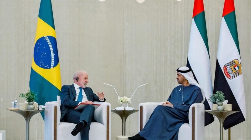 Lula se reuniu com presidente dos Emirados Árabes Unidos