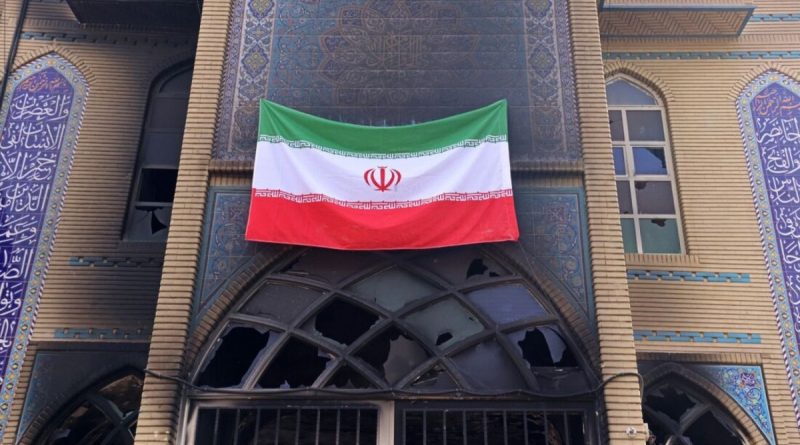 Reino Unido retira corpo diplomático do Irã por risco de conflito com os EUA